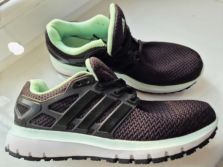 Бігові жіночі кросівки\adidas Energy Cloud\оригинал\26,5см