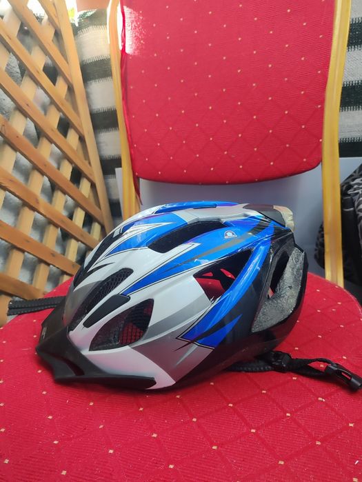 Dziecięcy Kask. Rowerowy niebieski biały dla Dzieci Dziecka