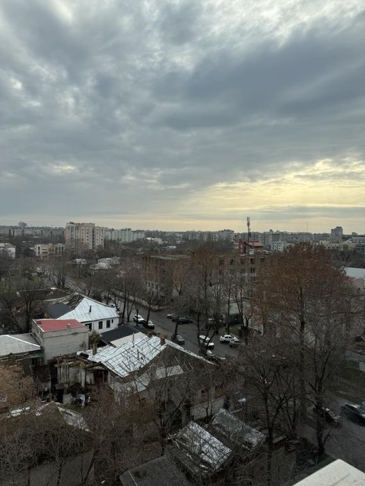 Продаж 1к. Квартира У центрі міста ID-#146129