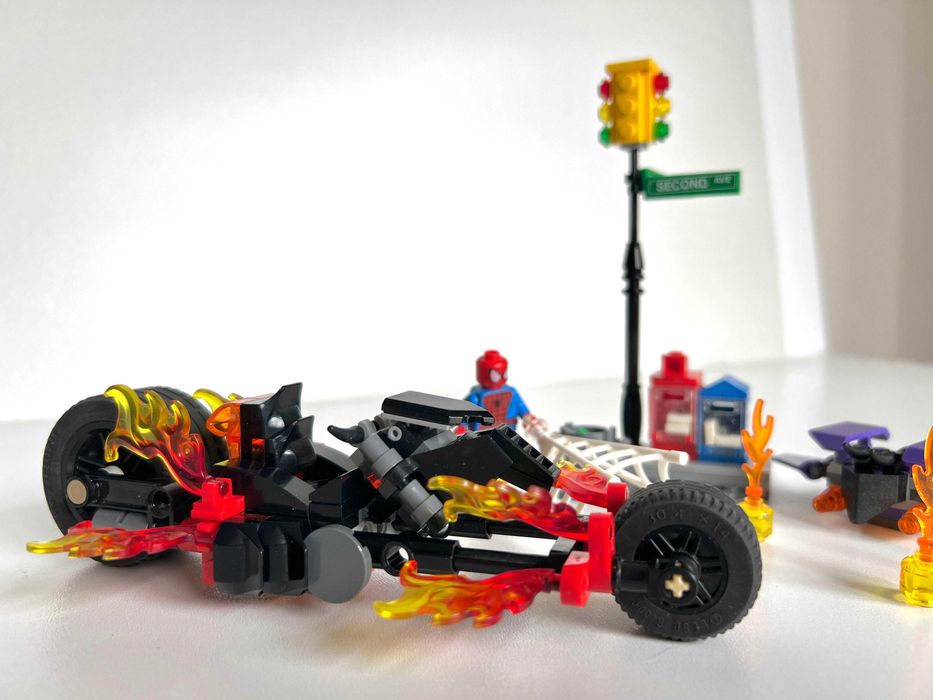 Lego Super Heroes 76058 Atak upiornych jeźdżców z instrukcją