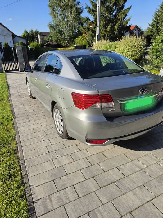 Toyota Avensis T27 1.8 Benzyna