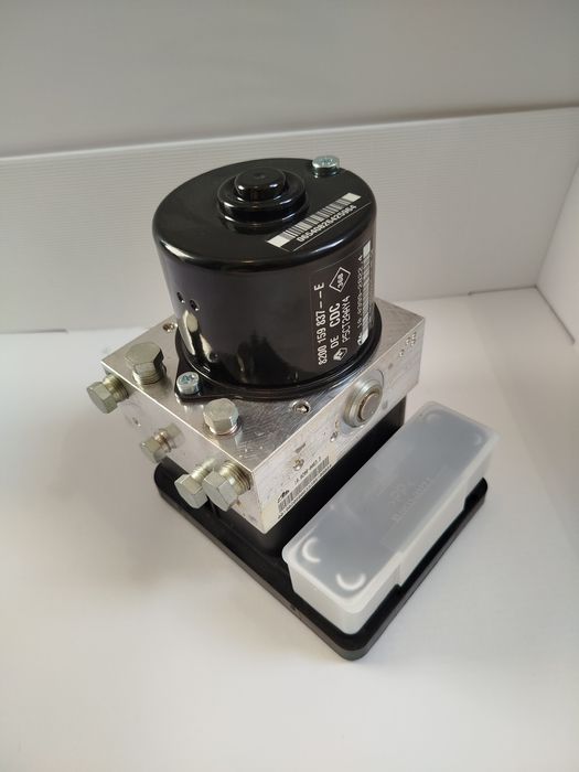 Sprzedam Sterownik  ABS do Renault – nowa, nieużywana

Sprzedam pomp