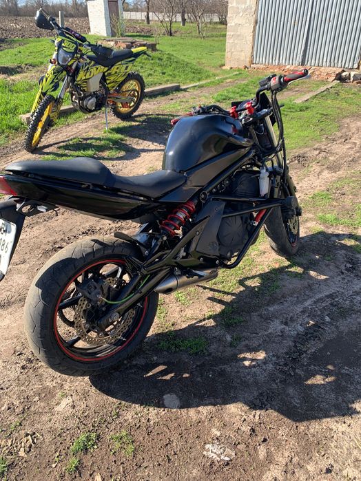 Kawasaki ER6 нейкет