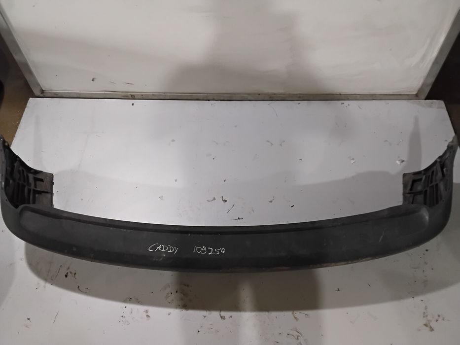 Parachoques vw caddy 2k0 tras