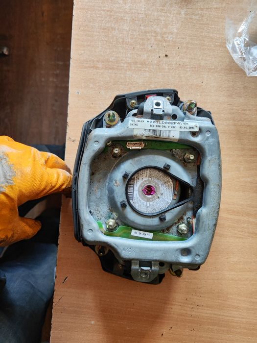 Подушка безпеки в руль Ауді А8 д2