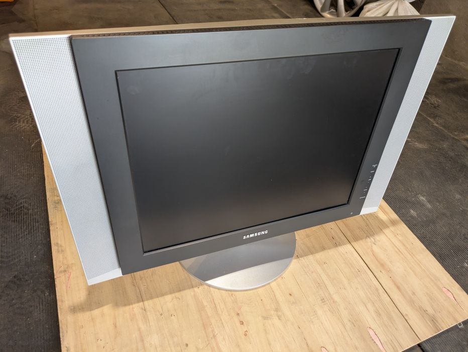 Телевизор Samsung