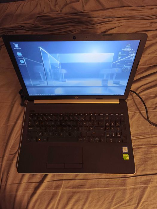 Portátil HP Model15-da0051np