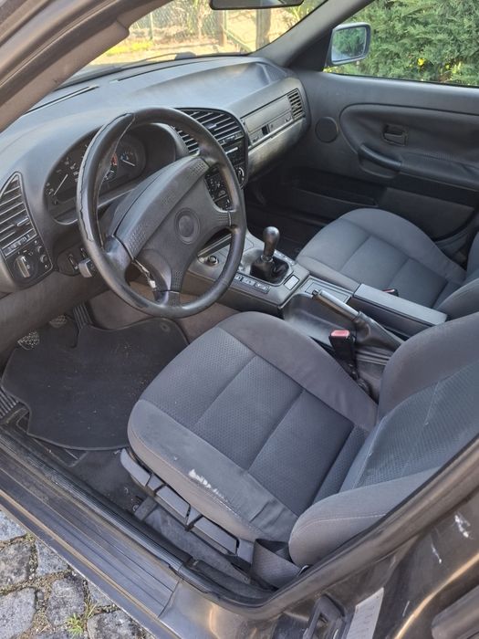 Vendo BMW E36 316I