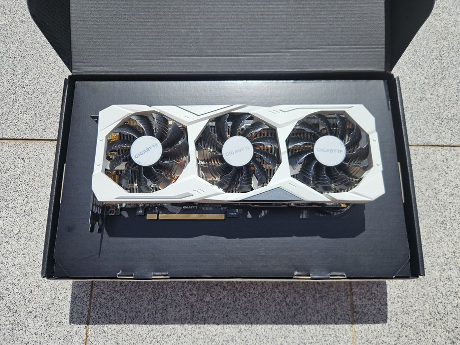 Gigabyte 2080 Super OC White