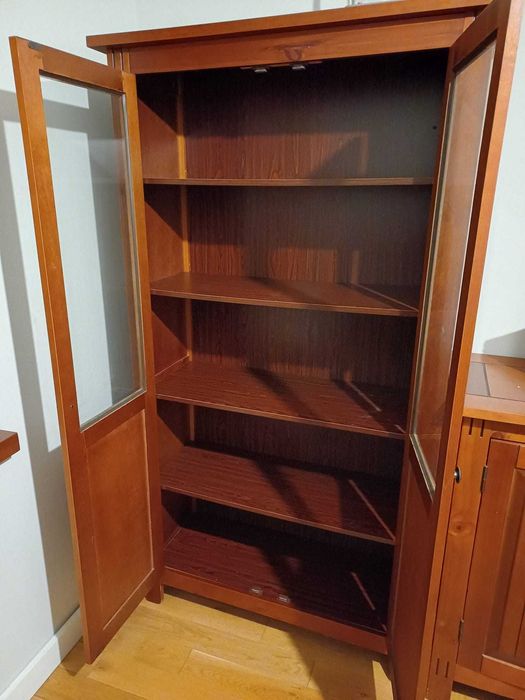 Witryna JYSK drewniana