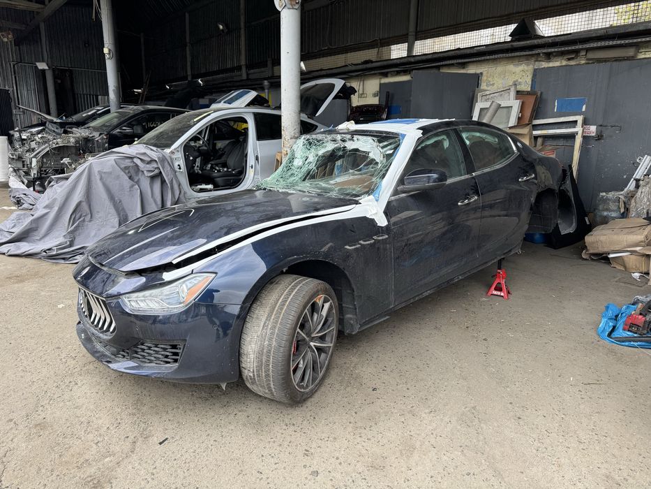 Maserati Ghibli разборка запчасти шрот
