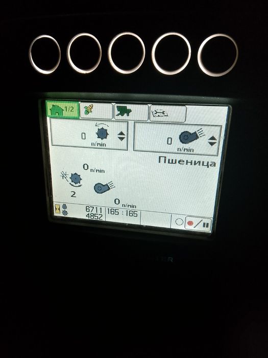 Комбаїн JohnDeere