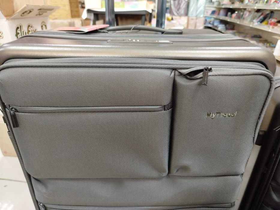 Валізи набір чемоданів 3 штуки