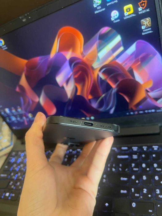 Iphone 15 128гб з хорошою АКБ та станом