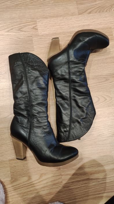 Зимові жіночі сапожки