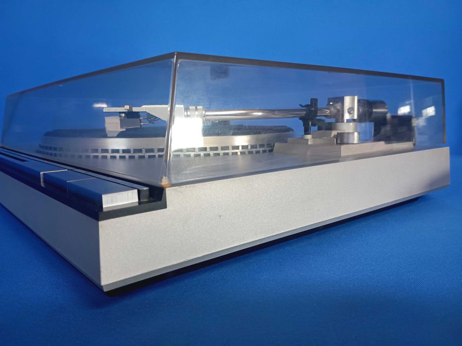 gira-discos JVC L-A55