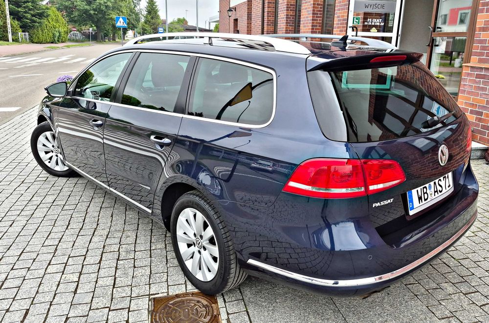 Śliczny Volkswagen Passat 2014 Rok *Klimatron*Alu*NAVI*Bezwypadkowy!