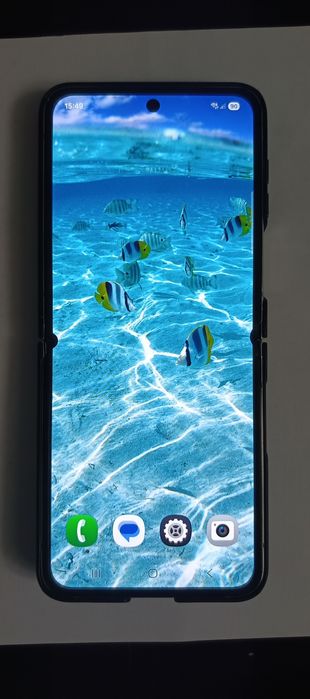 Samsung Galaxy flip 5