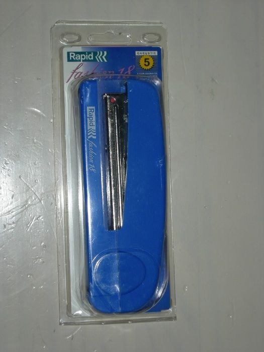 Agrafadores e Furadores (RAPID)