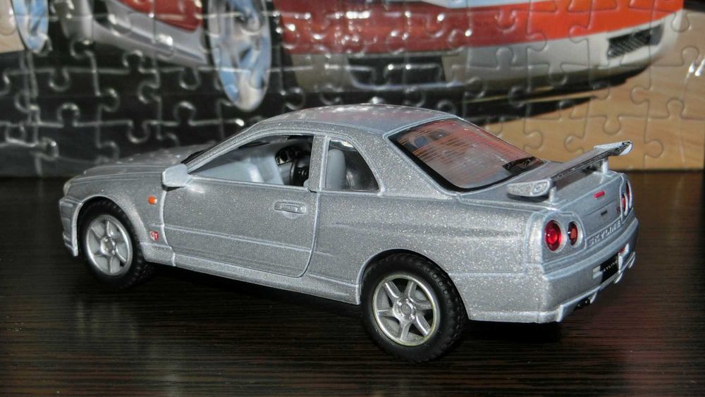 Колекційна модель Nissan Skyline GTR R34 1:36 Kinsmart