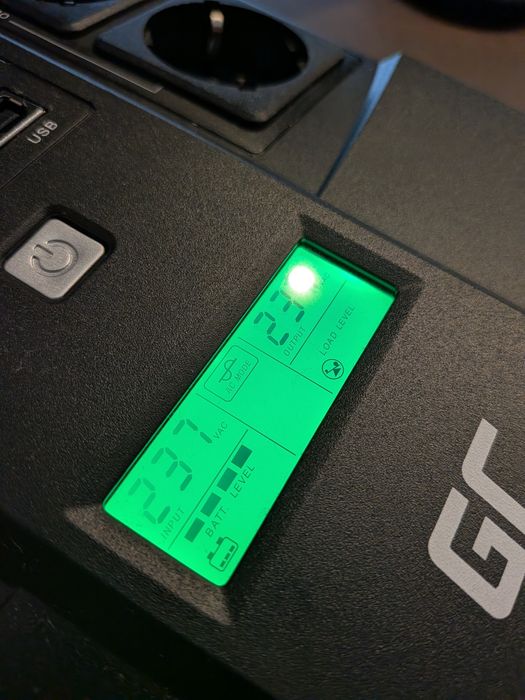 Zasilacz awaryjny UPS Green Cell AiO 800 (800VA / 480W)
