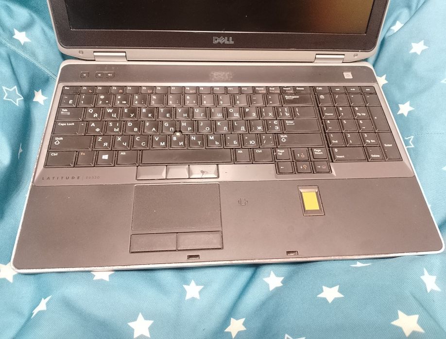 Ноутбук для роботи та навчання, Core i5, 8Gb RAM, батарея тримає