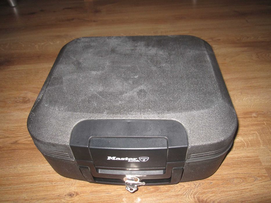 Master Lock Kasetka Sejf Ognioodporna format A4