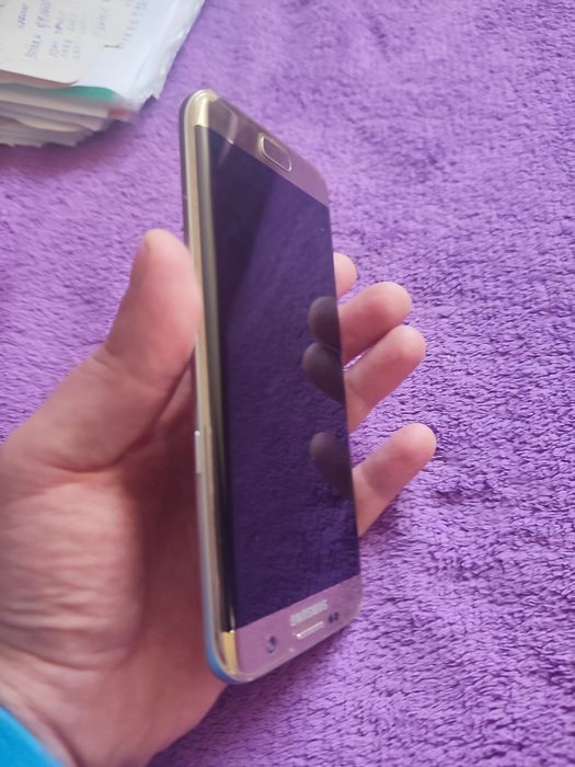Samsung galaxy S7 edge gold