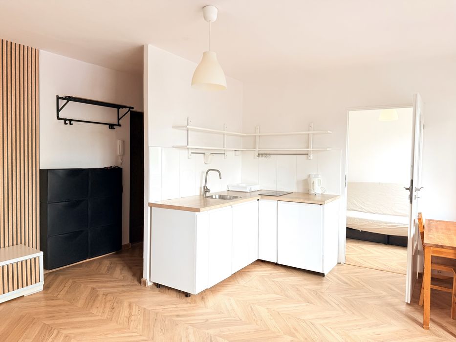 Sprzedam mieszkanie 2 pokoje 31,5 m² duży balkon | Winda | Osiedle Kopernika, Zabrze