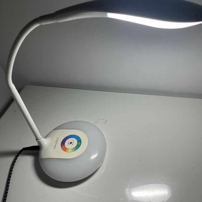 Lampa biurkowa led smukee