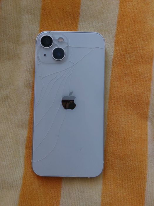 iPhone 13 128gb white