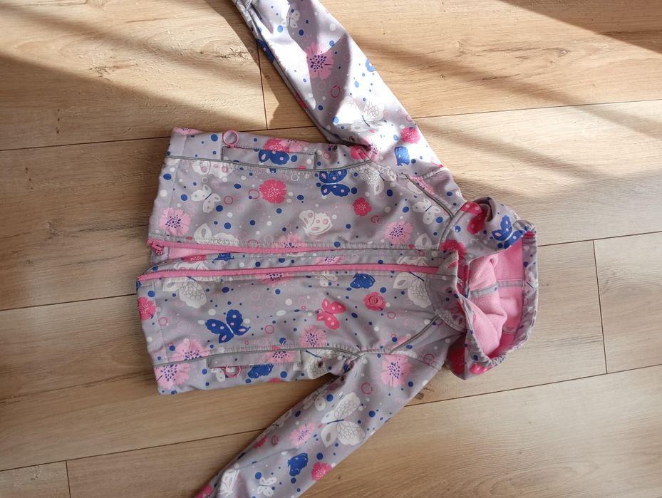 Kurtka Softshell dla dziewczynki r. 98