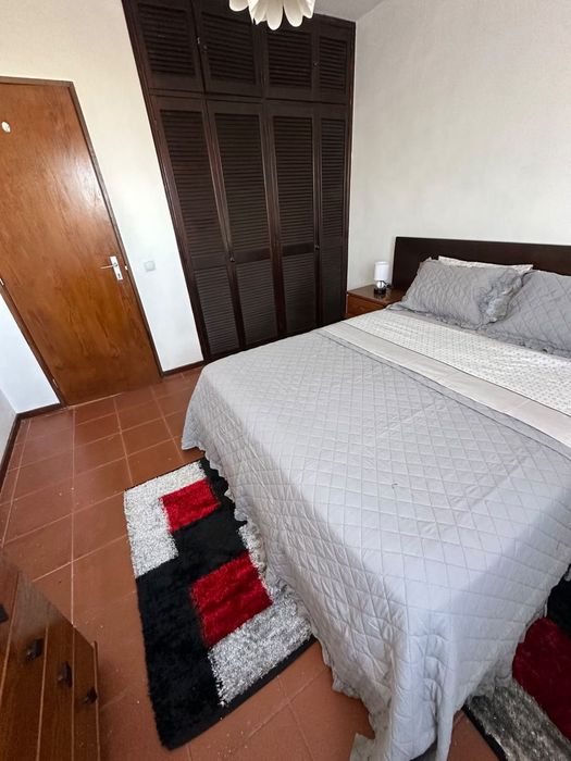 Quarto para alugar em Miratejo