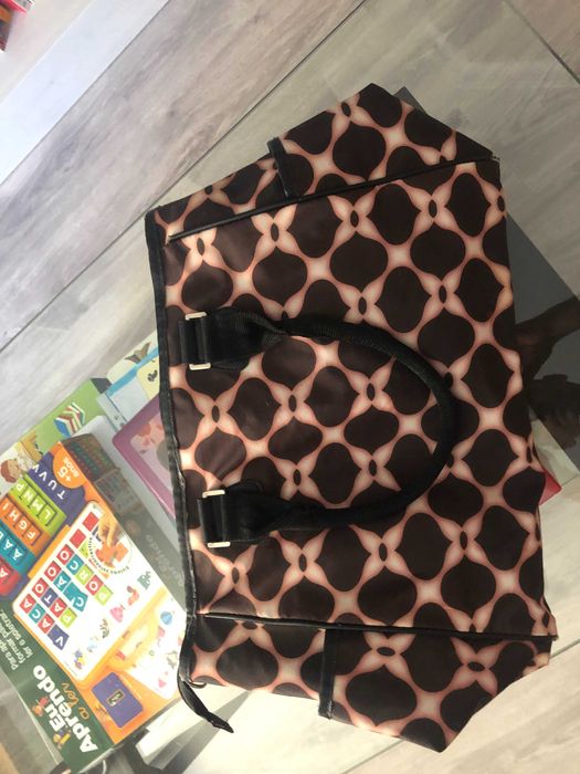 Conjunto de 2 malas para transporte de utilitários para bebé.