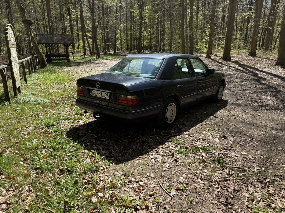 Mercedes E200 Diesel w124 sprawny ważne opłaty