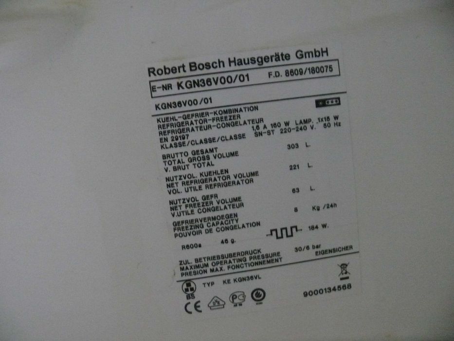 Lodówka BOSCH KGN36V00/01