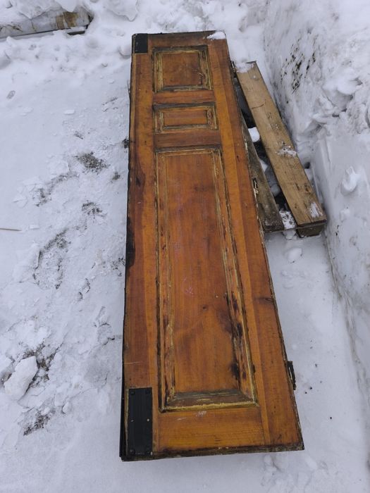 Zabytkowe skrzydla drzwi