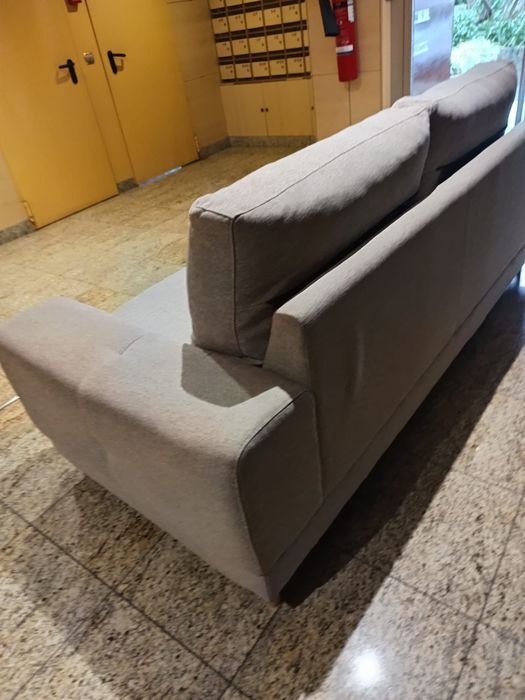 Sofa novo cinza 3 lugares