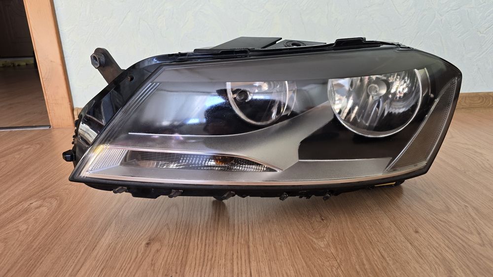 Фара передняя левая Volkswagen Passat b7 Европа. 3AB 941 005, 90003372