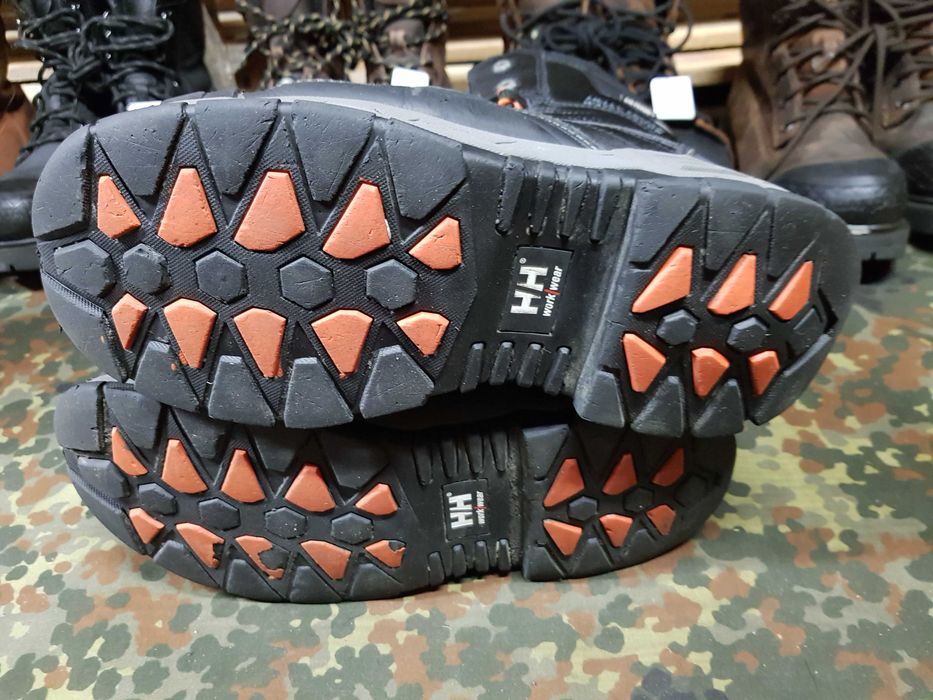 Buty robocze HELLY HANSEN rozm 44 wkł 30 cm