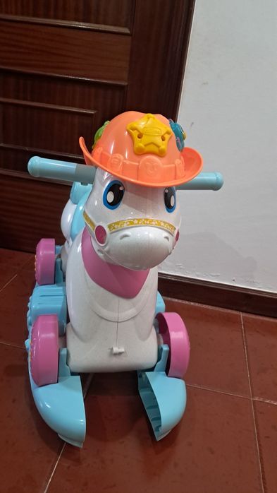 Cavalo chicco usado