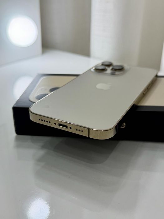 iPhone 13 Pro - dourado - semi novo