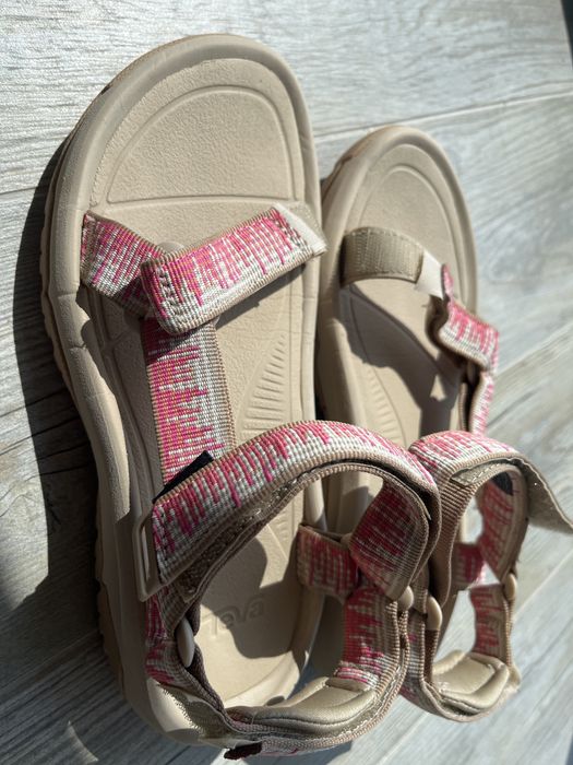 Сандалии женские туристические треккинговые Teva 37