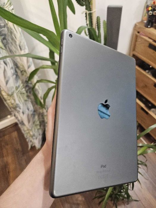 Apple iPad 8. generacji 64 GB