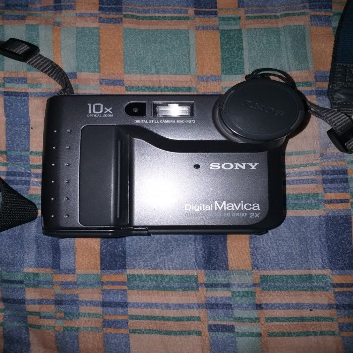 Maquina Fotográfica SONNY Digital Mavica