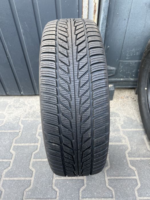 #Opona Hankook 215/45/20 pojedynka