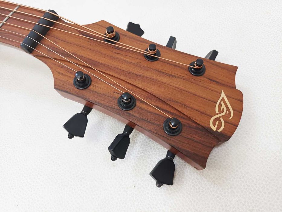 Guitarra violão Lag Tramontane T118ACE