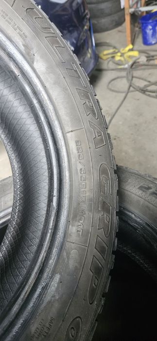 225 55 17 Зима 4шт 9мм Шип 21рік Goodyear з Європи Київ