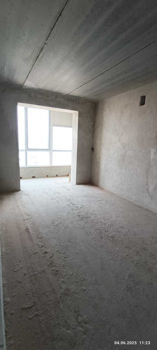 Продаж квартири в зданому будинку