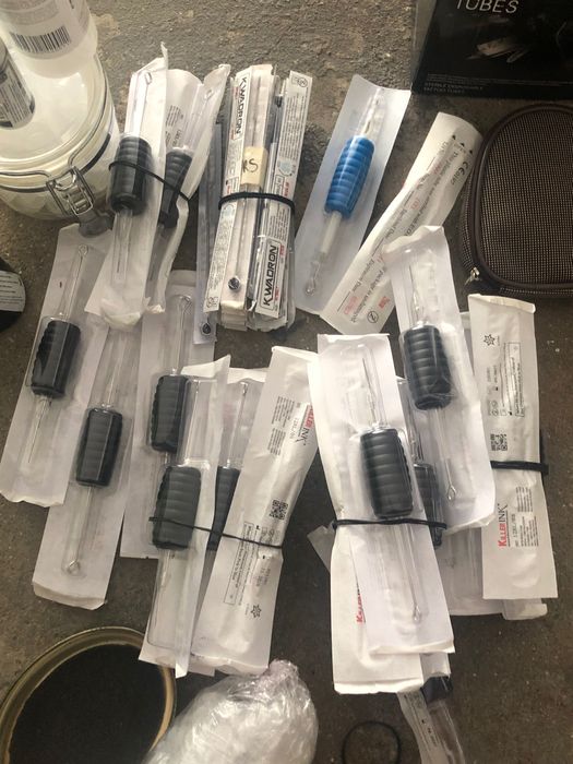 material de tatuagem